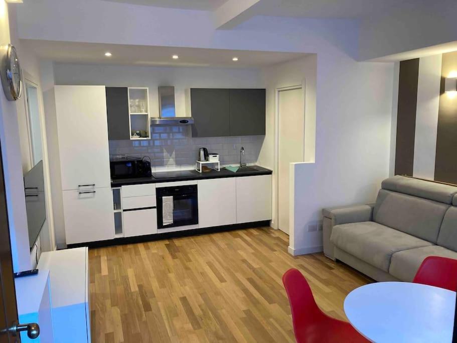 Bilocale Zona Bocconi-Navigli Villa Milano Eksteriør bilde