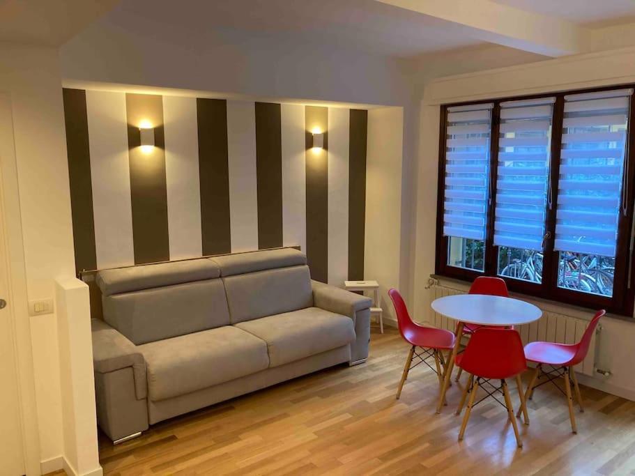 Bilocale Zona Bocconi-Navigli Villa Milano Eksteriør bilde